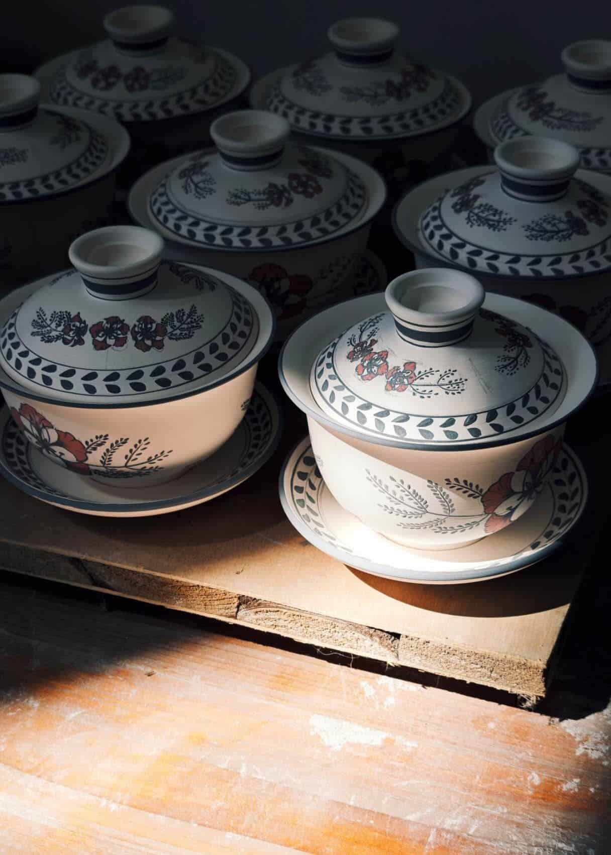 Lumière à travers la fenêtre de notre atelier