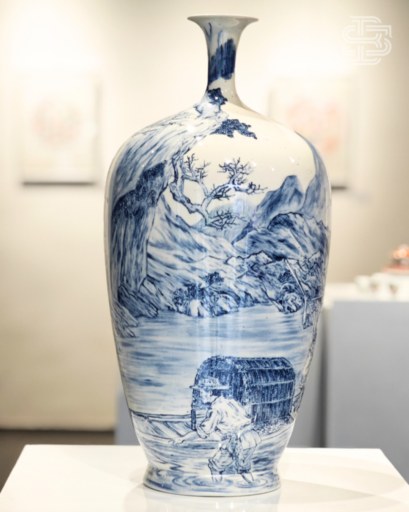 Vase en porcelaine bleu et blanc